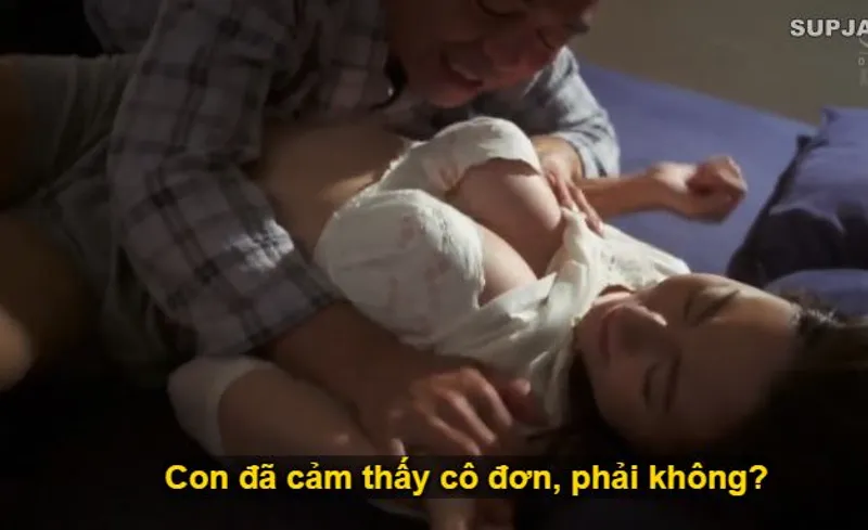 Thấy con trai mãi mê công việc để người tình của con trai cô đơn, bố ông xã làm liều đè nện con dâu